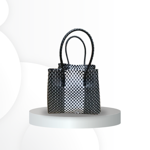 Sac tissé à la main pour femmes écologique de qualité supérieure sac à main en matière plastique recyclée dans un style de tissage à la mode - Product Image 6