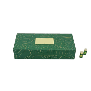 Caja de regalo magnética con tapa abatible para productos de cuidado de la piel de alta gama, reciclable, con logotipo personalizado, diseño personalizado con laminado mate en relieve. - Product Image 2