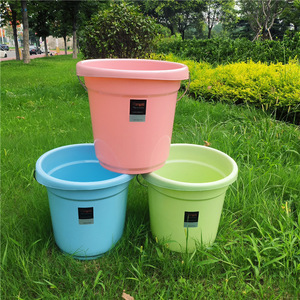 ถังพลาสติกหนา 35x33 ซม. วัสดุ PP สำหรับใช้ในบ้าน ซักผ้า อาบน้ำ ล้างรถ หลากสี - Product Image 3