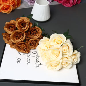 Jardin de roses en soie réaliste avec 9 roses artificielles - Fleurs de style naturel faites à la main pour les décorations de mariage et de la fête des mères - Product Image 3