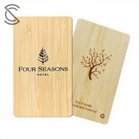 Cartes RFID en bois personnalisables imprimables Mifare 1k 13,56 MHz pour la gestion des présences et les applications professionnelles