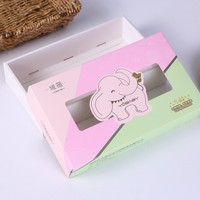 Kotak kemasan pakaian indah kotak hadiah magnetik Matte putih dengan penutup pita