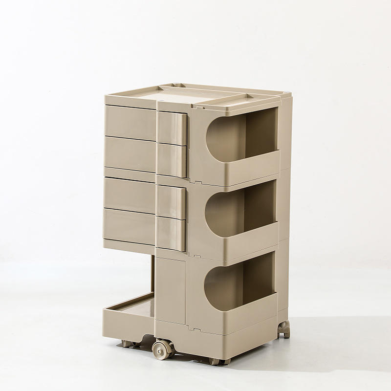 Color camel de tres capas.