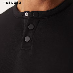Camiseta Deportiva de Manga Corta para Hombre con Logotipo Personalizado, Cuello en V, Rayas Verticales, Corte Regular, Algodón de 500 g/m², Color Negro - Product Image 5