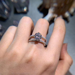 Huitan — bagues de fiançailles trois lignes croisées, pour femme, bijoux en argent clair, très grand <span class=keywords><strong>diamant</strong></span> rond, Macro pavé, mariage - Product Image 5