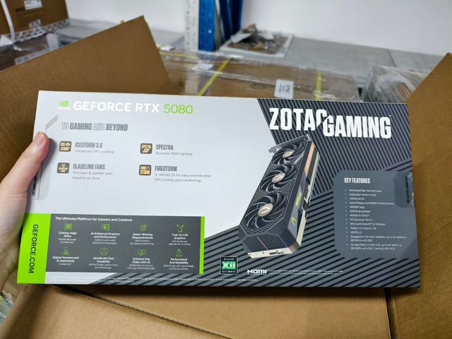 2026 Original New GeForce RTX 5090 OC Gaming Graphics Card MXM PCI Express 5.0 32GB GDDR7 DP 2.1 3.8-Slot 4-Fan Axial-tech