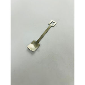 Cuillère à shilajit inspirée de la Terre, conçue pour une administration ritualisée et consciente des compléments alimentaires - Product Image 2