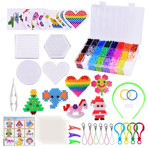 Tablero <span class=keywords><strong>de</strong></span> rompecabezas <span class=keywords><strong>de</strong></span> cuentas Perler <span class=keywords><strong>de</strong></span> 5mm educativo para niños, caja <span class=keywords><strong>de</strong></span> plástico <span class=keywords><strong>de</strong></span> 24 colores con accesorios hechos a mano DIY Perler BeadsToy - Product Image 3