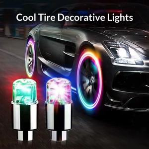 Capuchons de valve pour pneus de voiture, moto, vélo, roues de vélo électrique, lumières stroboscopiques décoratives colorées à énergie solaire, étanches - Product Image 4