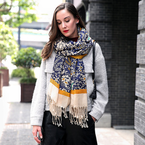 Nuovi disegni <span class=keywords><strong>sciarpa</strong></span> oversize <span class=keywords><strong>donna</strong></span> mantello scialle Poncho 100% pura <span class=keywords><strong>lana</strong></span> sciarpe - Product Image 6