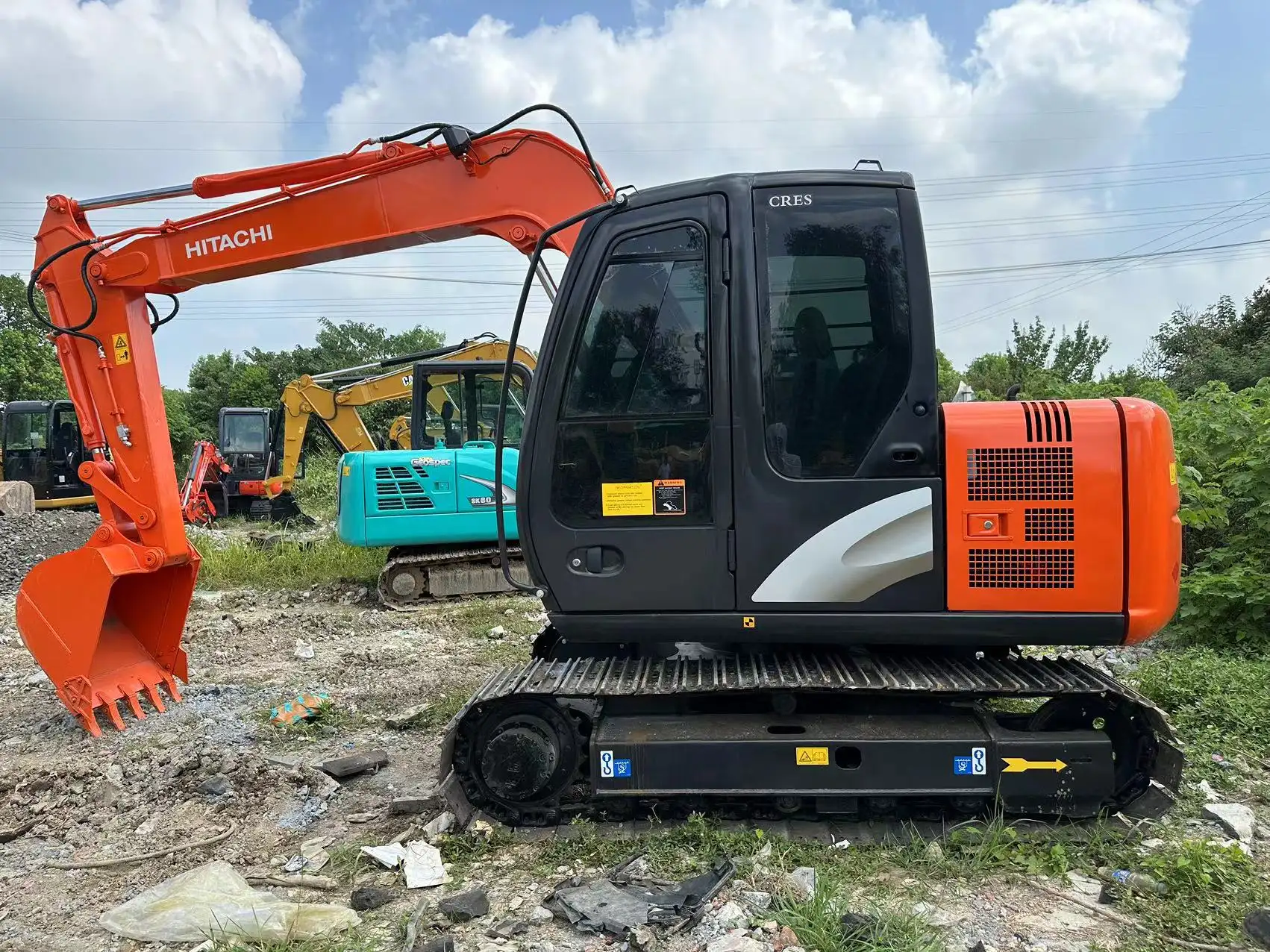 รถตีนตะขาบเกษตรอเนกประสงค์ไฮดรอลิกใช้ Hitachi ZX70 รถขุด zaxis 70 รถขุดขนาด 70 เครื่องจักรอัตโนมัติ