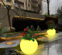 Pot de fleurs lumineux à LED solaire en plastique pour jardin, avec changement de couleur, idéal pour la décoration de mariage et comme mobilier lumineux