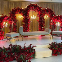 Hochzeitsdekoration Luxuriöse Rote Seidenblumenwand - Roter Luxus-Blumenhintergrund für Hochzeiten & Veranstaltungen