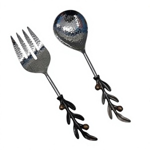 Ensemble de couverts pour hôtels chromés avec poignées en forme de feuille Ensemble de couverts en acier inoxydable au design texturé minimaliste Prix de gros - Product Image 1