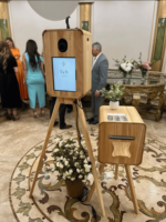 Cabina de Fotos Portátil de Madera de Doble Cara para DSLR/iPad con Impresora y Soporte, para Bodas y Fiestas, 2026