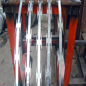 Offre à Durée Limitée Prix Bas Fil de Fer Barbelé sur Mesure Bobine de Fil Barbelé Résistance Forte à la Corrosion Électrogalvanisé - Product Image 6