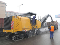 Machine de rénovation de chaussée, fraiseuse à froid XM200 pour la rénovation des routes, largeur de fraisage 2000 mm