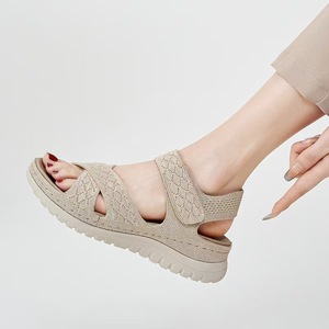 Sandales d'été légères et résistantes à l'eau pour femmes, sandales à enfiler pour l'extérieur, sandales à talons pour femmes - Product Image 4