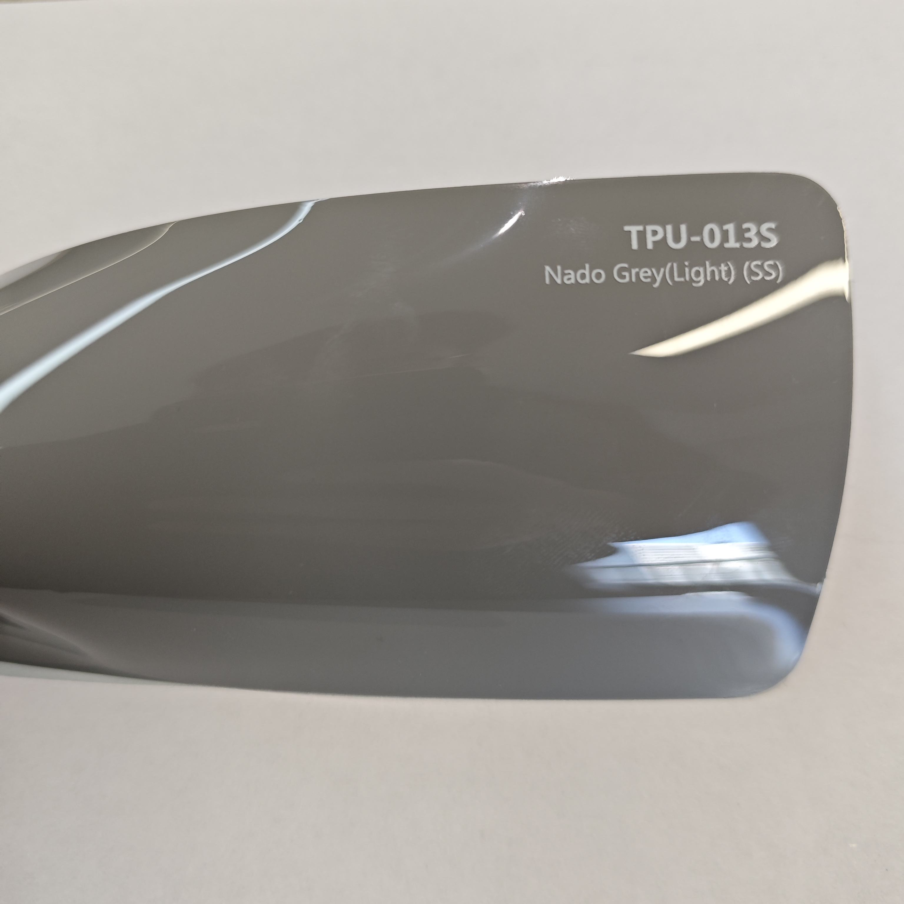 นาโด เกรย์ (อ่อน)