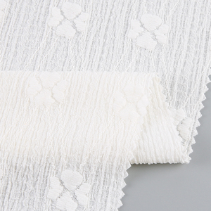 Tissu jacquard fin en polyester extensible à motif géométrique à petites échelles, effet pur diamant blanc, tricoté en dobby, toucher doux - Product Image 1