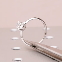 Bague de fiançailles solitaire ovale à profil bas 2 carats en or massif 10K/14K/18K avec diamant de laboratoire certifié IGI CVD/HPHT personnalisable
