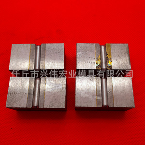 Molde de reducción de tubos personalizado de acero Cr12 para máquina de enrollado de metal, juego de 2 piezas - Product Image 1