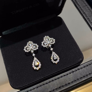 Orecchini a Perno a Goccia con Fiore alla Moda per Donna, Accessori per Orecchie Vuoti per Uso Quotidiano, Outfit Casual e Regalo - Product Image 5