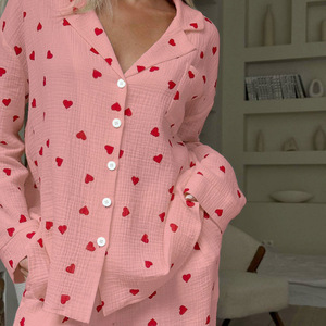 Fábrica al por mayor otoño nuevo estilo estampado <span class=keywords><strong>de</strong></span> corazones cómodos pantalones largos <span class=keywords><strong>de</strong></span> manga larga Conjunto <span class=keywords><strong>de</strong></span> pijama para pijamas <span class=keywords><strong>de</strong></span> mujer - Product Image 6