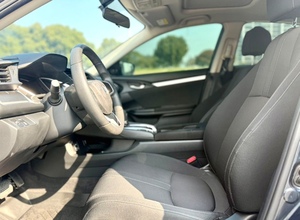 Véhicules d'occasion <span class=keywords><strong>2017</strong></span> Honda <span class=keywords><strong>Civic</strong></span> Manuelle 180TURBO Volant à Gauche Essence Voitures d'occasion Toit Ouvrant Prix Abordable Vente Chaude - Product Image 5