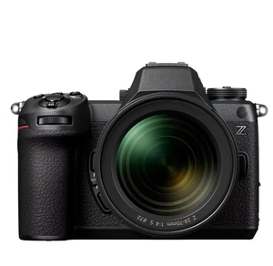 กล้องดิจิตอลแบบไม่มีกระจกสะท้อนพร้อมเลนส์ 24-70 มม. F/4 อะแดปเตอร์ FTZ และการ์ดหน่วยความจำ SD - Product Image 4