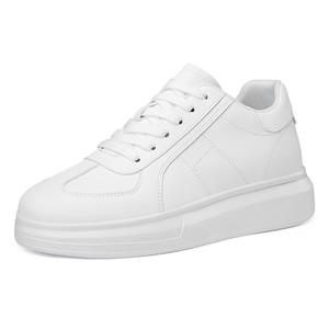 Chaussures de course pour hommes invisibles augmentant la taille, semelle épaisse de 8 cm, en maille, à lacets, baskets décontractées blanches à bout rond pour l'automne - Product Image 6