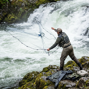 Épervier de rivière haute vitesse pour courants rapides, filet de lancer professionnel en nylon monofilament à mailles de 3/8 pouce avec poids en zinc pour l'appâtage - Product Image 1