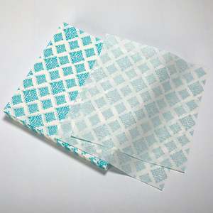 Papier de boulangerie anti-graisse 8x8 sans PFAS pour emballage de produits de charcuterie, biscuits, pizzas, burgers et fromages - Product Image 1