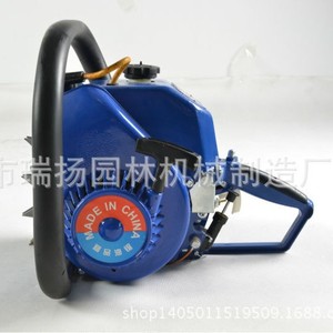 Motosierra profesional de gasolina de 78 cc de grado estándar para cortar madera - Product Image 4