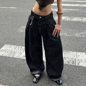 กางเกงยีนส์สไตล์บอยเฟนไซส์ใหญ่พิเศษระบายอากาศเข้าฟอกสีดำเอวต่ำทรงหลวมเสื้อผ้าแนวสตรีทโค้งลำลองต้องมี - Product Image 1