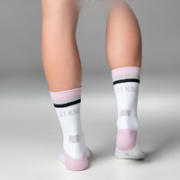 Chaussettes de course et de cyclisme personnalisées avec logo, anti-ampoules, en nylon compressif, pour adultes, chaussettes de sport durables en nylon.