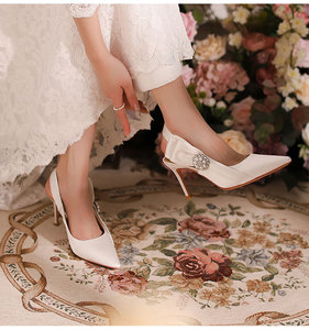 <span class=keywords><strong>Sandali</strong></span> Eleganti da Sposa 2025 per <span class=keywords><strong>Donna</strong></span> - Scarpe <span class=keywords><strong>Bianche</strong></span> a Punta per Matrimoni e Feste - Product Image 4