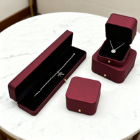 Boîte à bijoux FANDIJI en cuir PU bleu foncé de haute qualité, personnalisée, rouge vin, pour bracelet, collier, emballage de bijoux avec logo
