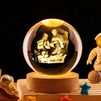 Boule de verre lumineuse LED gravée au laser 3D Honor, artisanat en cristal pour décorations de bureau, la croix du Christ Jésus, la Vierge Marie