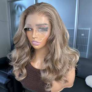 Nuovi Prodotti Estivi: <span class=keywords><strong>Parrucche</strong></span> Sintetiche Ricci con Frontale in Pizzo 13*4, Capelli Finti Lunghi per Donne, Parrucca Realistica Naturale con Baby Hair per Uso Quotidiano - Product Image 6