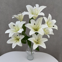9 Tangkai Bunga Lily Kecil Harga Grosir Pabrik Berkualitas Tinggi Bunga Artificial untuk Dekorasi Ruangan QYYN-688