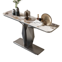 Table console moderne en acier au carbone avec plateau en marbre pour entrée de villa de luxe et table d'appoint de couloir