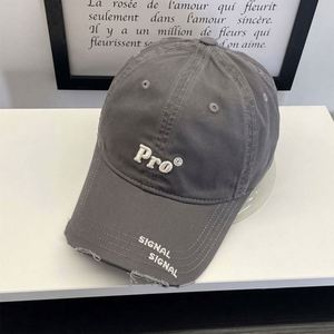 Wholesale High Quality 100% Cotton Custom Embroidered Distressed Brim Vintage <b>Baseball</b> <b>Cap</b> Distressed Hat - Product Image 4