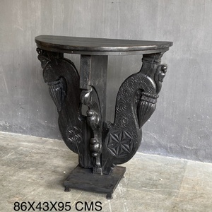 Console en bois aux lignes gracieuses et à la finition raffinée, cette table console apporte une élégance discrète au mobilier de salon. - Product Image 2