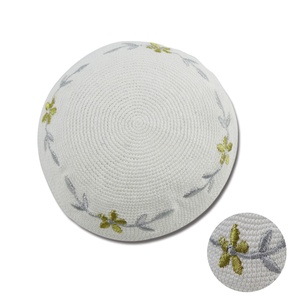 Kipá Judí<span class=keywords><strong>a</strong></span> Blanca Tejida <span class=keywords><strong>a</strong></span> Mano OEM de Fábrica, Kipá Boho Yarmulke con Bordado <span class=keywords><strong>para</strong></span> Bodas, Bar Mitzvah, Sombreros de Ramadán <span class=keywords><strong>para</strong></span> Hombres - Product Image 1