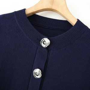 Casaco de Tricô Casual Feminino PB&ZA Primavera 2026, Nova Moda com Botões e Acabamento Canelado, Suéter Vintage de Manga Longa, Peça Superior Chique - Product Image 4