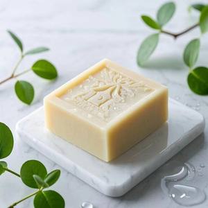 กรดลอริก99% อาหารเกรดวัตถุดิบสำหรับสบู่ครีมทำความสะอาดผิวหน้า143-07-7 - Product Image 3