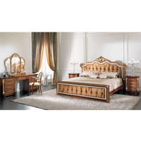 Lit King Size de style traditionnel sculpté à la main avec tête de lit capitonnée, ensembles de chambre à coucher de luxe en bois pour la maison