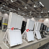 Support d'affichage de panneaux solaires moderne personnalisé avec design écologique, cadre métallique verrouillable, éclairage LED et pour la construction