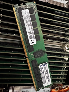 หน่วยความจำเซิร์ฟเวอร์ LASER PC4 2Rx4 32 64GB 2666 2933 3200MHz รุ่น M393A4K40BB2-CTD7Q HMAA8GR7AJR4N-XN LASER PC4 2Rx4 32 64GB 2666 2933 3200 - Product Image 2